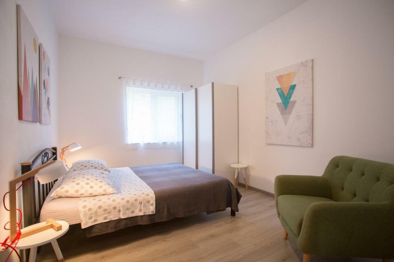 Apartments Zambarlin 코미자 외부 사진