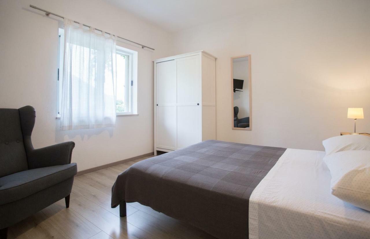 Apartments Zambarlin 코미자 외부 사진
