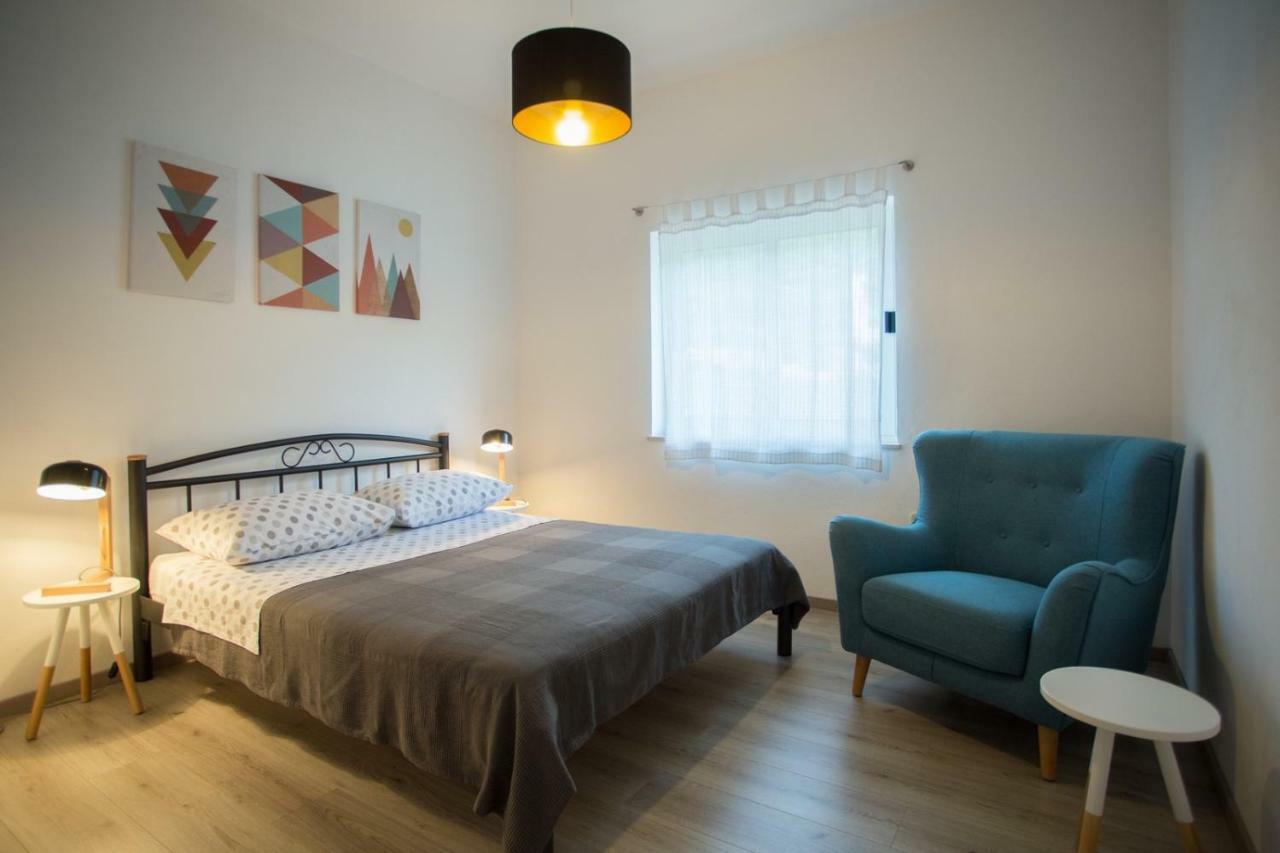 Apartments Zambarlin 코미자 외부 사진